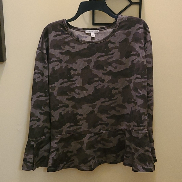 Signature Studio Camouflage Top - Picture 1 of 4